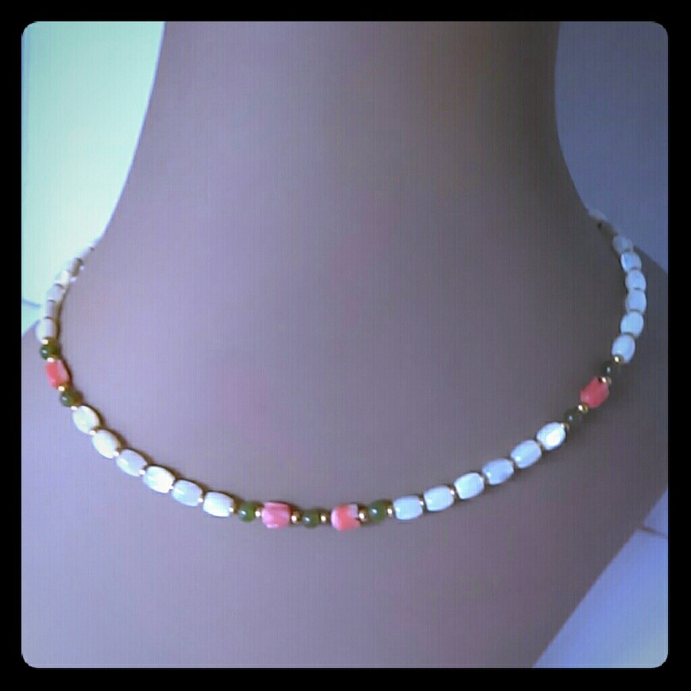 Vintage, MOP JADE ANGEL SKIN CORAL Necklace set